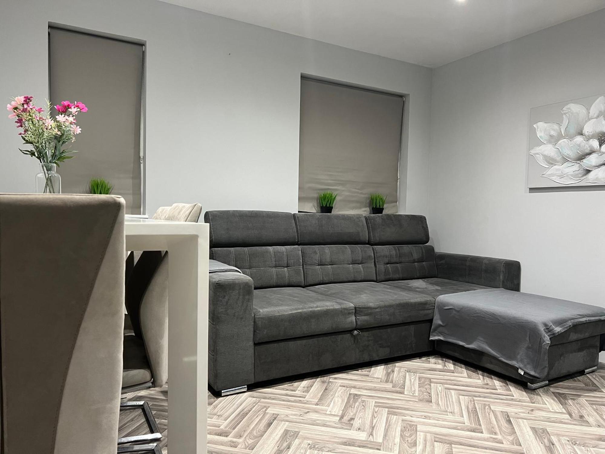 Broadway Retreat With Free Parking Apartment Herne Bay Bagian luar foto